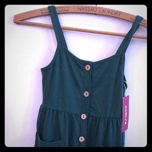 2/$20 Girl’s green dress 4-5 years